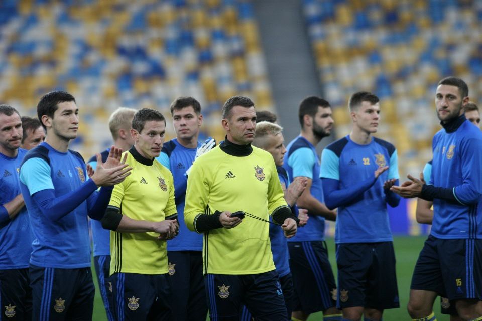 Сборной Украины нужна поддержка клубных тренеров