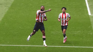 Брентфорд з Ярмолюком вилетів з Кубка Футбольної ліги: відома оцінка українця за матч