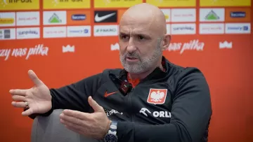 «Щоб вам не було про що писати»: тренер збірної Польщі зробив неоднозначну заяву перед матчем з Україною