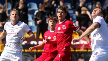 Кривбас вдома програв ЛНЗ: підопічні Пономарьова втримують лідерство в УПЛ