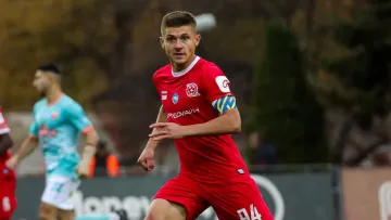 «Підказував мені прямо на полі»: Задерака оцінив вплив ексгравця збірної України на свою кар'єру