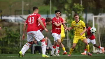 Металіст 1925 вдруге програв на зборах в Іспанії: підопічні Бартуловича поступилися Пардубіце