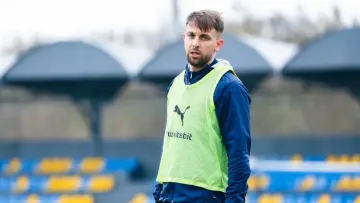 «Селезньова вдарив мене ззаду по нозі»: ексгравець Баєра згадав про отриману травму у збірній України