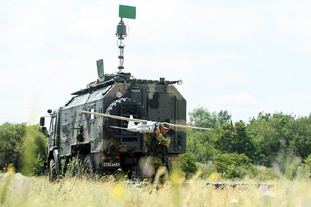 Українські військові просять у співвітчизників допомоги, аби позбавити окупантів очей