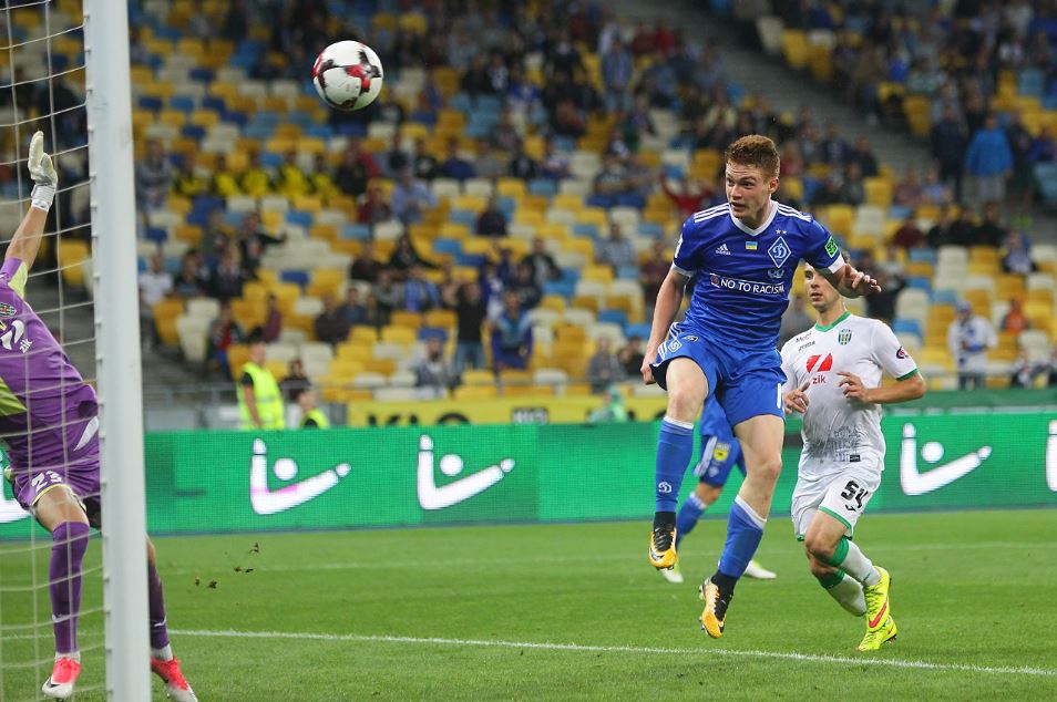 Третий гол Виктора Цыганкова в ворота Карпат. Фото fcdynamo.kiev.ua