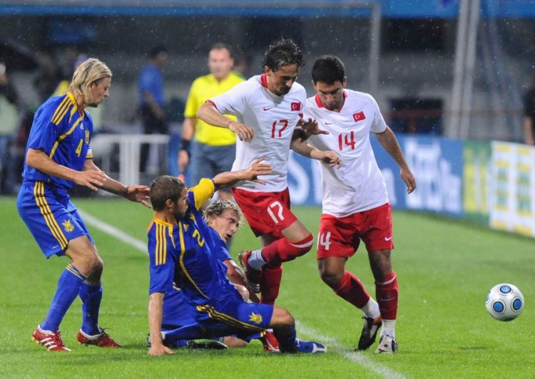 Август 2009-го. Украина - Турция - 0:3. Фото tff.org