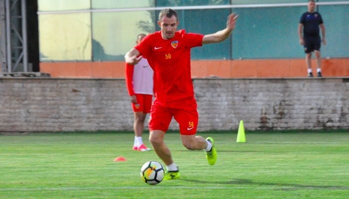 Александр Кучер отметился забитым мячом и желтой карточкой в поединке Кубка Турции (видео)